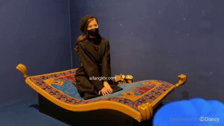 王俊凯李冰冰握手互动